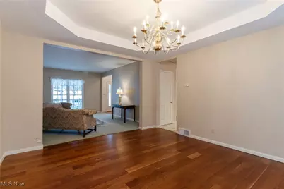 8955 Stoneybrook Drive, Grandview Heights, OH 44147 - Photo 13