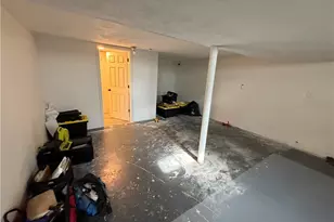 3895 E 151st St, Loveland, OH 44128 - Photo 9