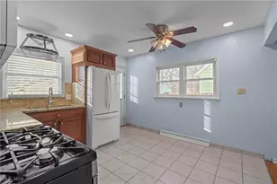 884 Blanding Ave, Akron, OH 44310 - Photo 13