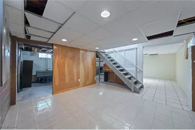 884 Blanding Avenue, Akron, OH 44310 - Photo 27