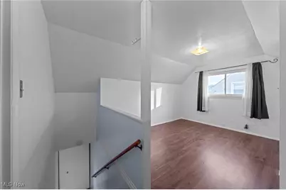 884 Blanding Avenue, Akron, OH 44310 - Photo 21