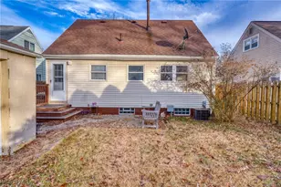 884 Blanding Ave, Akron, OH 44310 - Photo 33