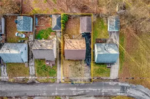 884 Blanding Ave, Akron, OH 44310 - Photo 37