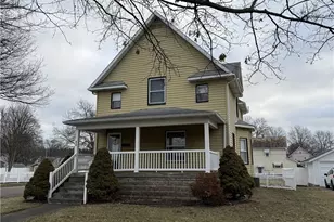 639 4th St NW, New Philadelphia, OH 44663 - Photo 3