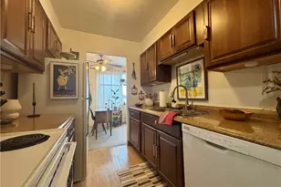 11850 Edgewater Dr, Oakwood, OH 44107 - Photo 5