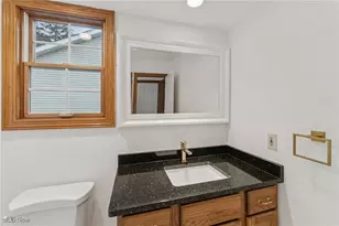 276 S Bayshore Dr, Columbiana, OH 44408 - Photo 19