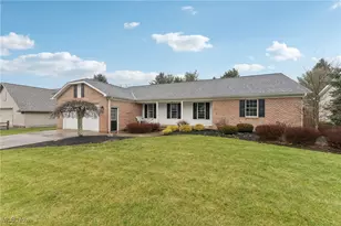 276 S Bayshore Dr, Columbiana, OH 44408 - Photo 3