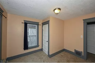 667 Elma Street, Akron, OH 44310 - Photo 33