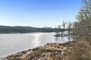 1556 Saxe Rd, Mogadore, OH 44260 - Photo 3