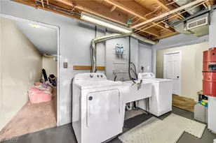 1556 Saxe Rd, Mogadore, OH 44260 - Photo 29