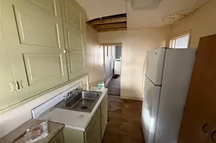 1048 Broadway St, Martins Ferry, OH 43935 - Photo 9