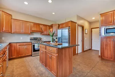 8487 Sandbridge Street NW, Massillon, OH 44646 - Photo 15