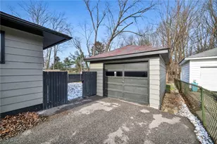 1171 Jason Ave, Akron, OH 44314 - Photo 39