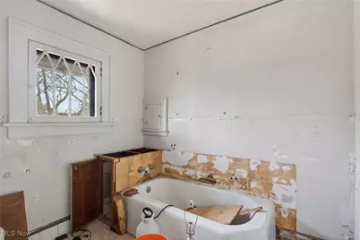 50 N Rose Boulevard, Akron, OH 44302 - Photo 27