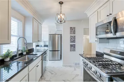 16904 Invermere Avenue, Loveland, OH 44128 - Photo 7