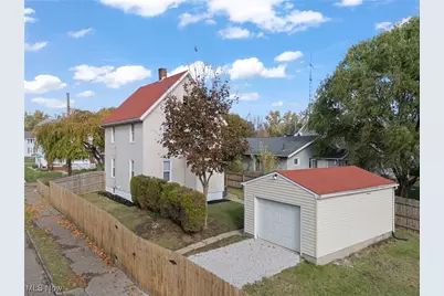 1602 18th Street NE, Canton, OH 44705 - Photo 3