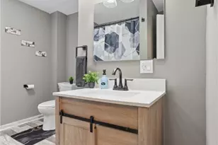 1602 18th St NE, Canton, OH 44705 - Photo 21