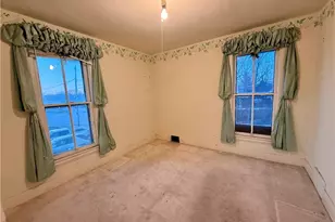 294 16th St, Elyria, OH 44035 - Photo 9