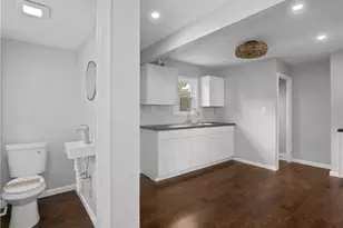 5231 Philip Ave, Maple Heights, OH 44137 - Photo 9