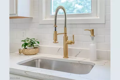 17319 Invermere Avenue, Loveland, OH 44128 - Photo 17