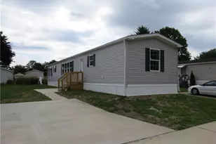 2665 Eagle Point Dr, Madison, OH 44057 - Photo 9