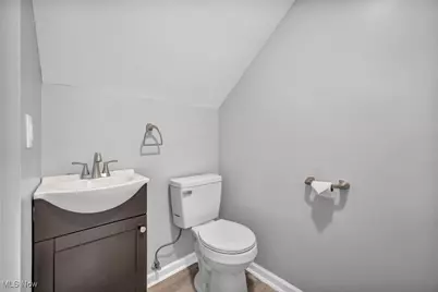 1078 Lindsay Avenue, Akron, OH 44306 - Photo 29