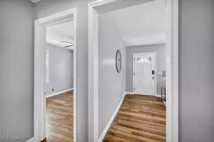 1078 Lindsay Ave, Akron, OH 44306 - Photo 5