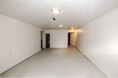 490 Mapleview Drive, Green Hills, OH 44131 - Photo 37