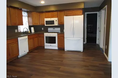 490 Mapleview Drive, Green Hills, OH 44131 - Photo 9