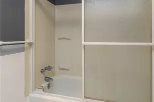 490 Mapleview Dr, Green Hills, OH 44131 - Photo 23