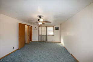 490 Mapleview Dr, Green Hills, OH 44131 - Photo 19