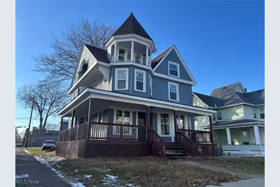 1415 Woodland Avenue NW, Canton, OH 44703 - Photo 1