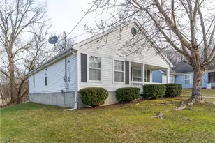 408 Breaden St, Youngstown, OH 44502 - Photo 3