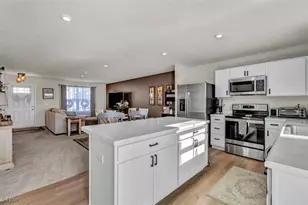 3746 Kirkham Dr, Norton, OH 44203 - Photo 5