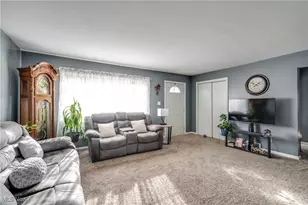 810 Leecrest St NW, Massillon, OH 44646 - Photo 7