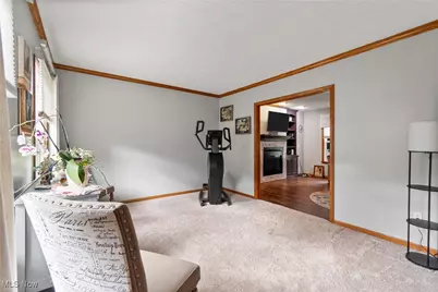 1905 Hampshire Circle NW, Uniontown, OH 44685 - Photo 13