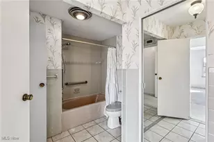 275 N Portage Path, Akron, OH 44303 - Photo 17