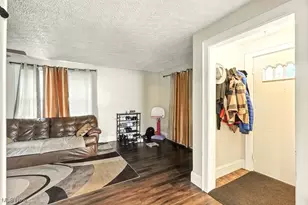 1500 Beardsley St, Akron, OH 44301 - Photo 9