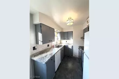 3719 Brightway Street, Weirton, WV 26062 - Photo 7