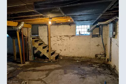 642 Gridley Avenue, Akron, OH 44306 - Photo 39