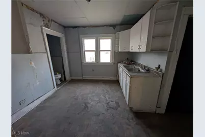 642 Gridley Avenue, Akron, OH 44306 - Photo 11