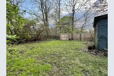 10702 Lamontier Avenue, Loveland, OH 44104 - Photo 35