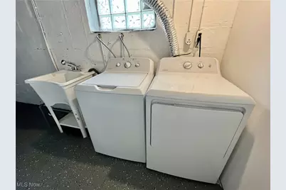 10702 Lamontier Avenue, Loveland, OH 44104 - Photo 27