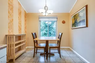 1012 Bunker Dr, Fairlawn, OH 44333 - Photo 7