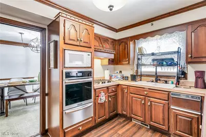 858 Squirrel Hill Drive, Boardman, OH 44512 - Photo 9