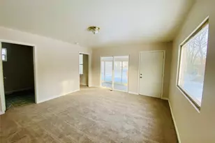 383 Black St, Akron, OH 44306 - Photo 7