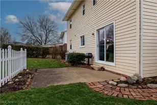 697 Redwood Dr, Canal Fulton, OH 44614 - Photo 25