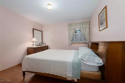 697 Redwood Drive, Canal Fulton, OH 44614 - Photo 15