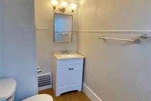 39 Brown St, Barberton, OH 44203 - Photo 7