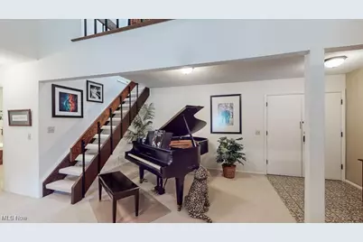 171 Court Drive #301, Fairlawn, OH 44333 - Photo 7